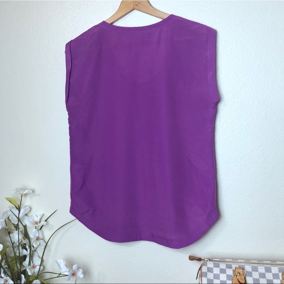 ⭕️Sold⭕️J. Crew Factory Rolled Sleeve Top Size S - Picture 2 of 2